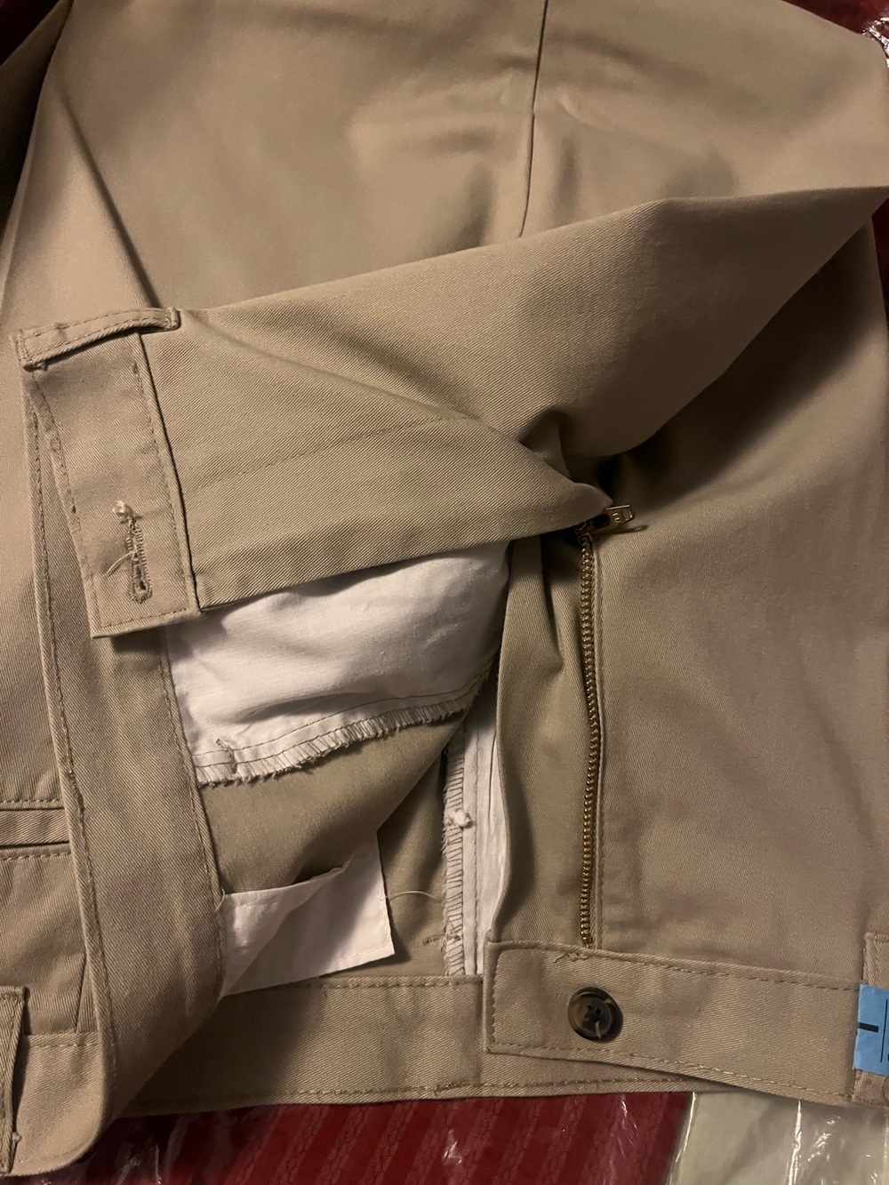 Men's khakis